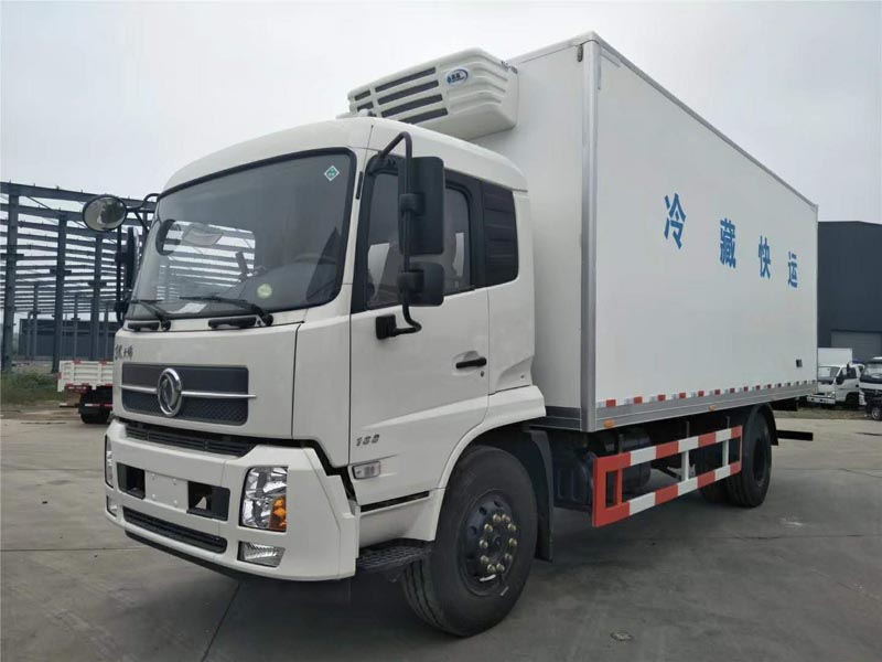 東風(fēng)天錦冷藏車-廂長(zhǎng)6.6米