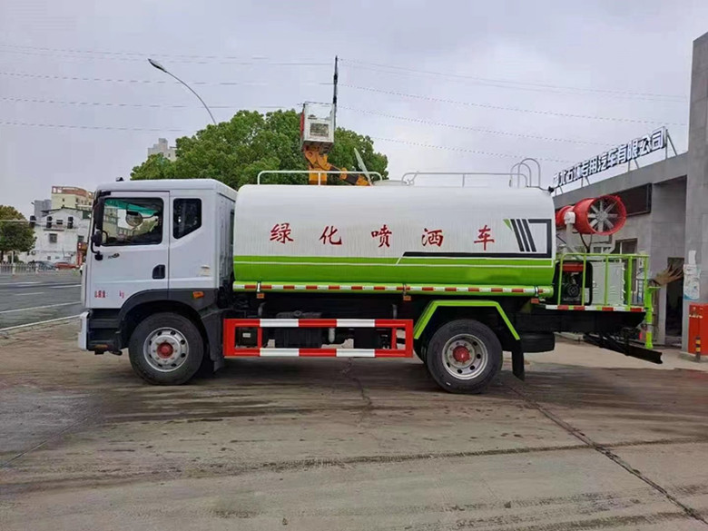 東風D9灑水車廠家現(xiàn)車優(yōu)惠推薦
