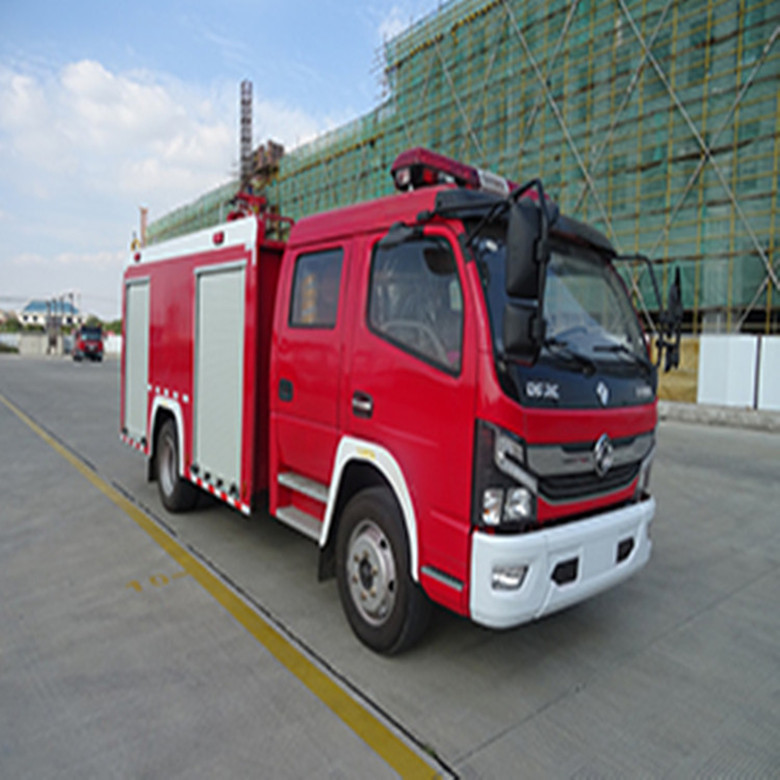 東風(fēng)5噸消防車深受用戶好評(píng)！