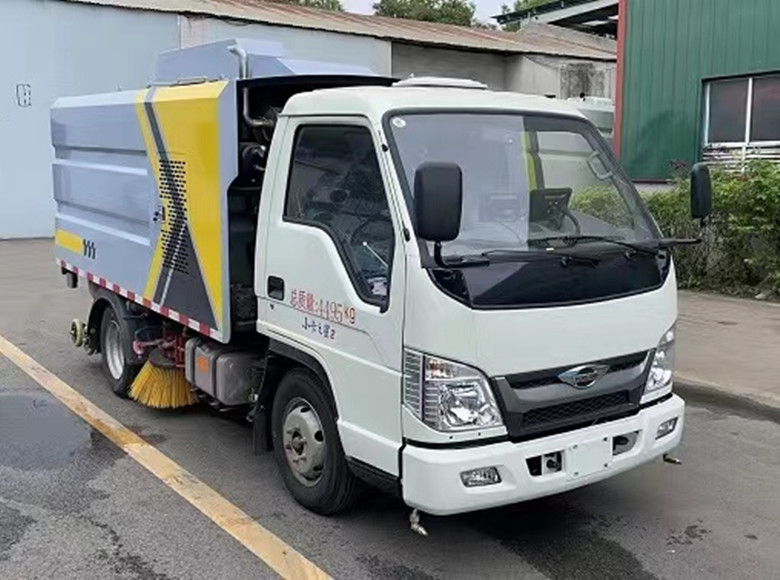 藍(lán)牌C證可開的國六洗掃車多少錢？